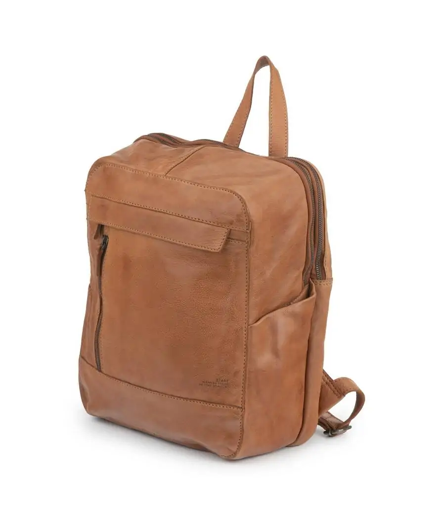 Mochila Stamp de piel lavada Ran ST 220